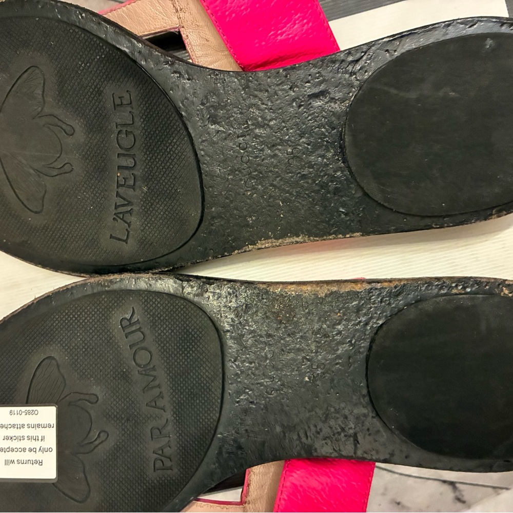 Gucci Fuchsia Pink Leather Logo Double G Thong Sandal size 35 Black Se $495 - Picture 3 of 16